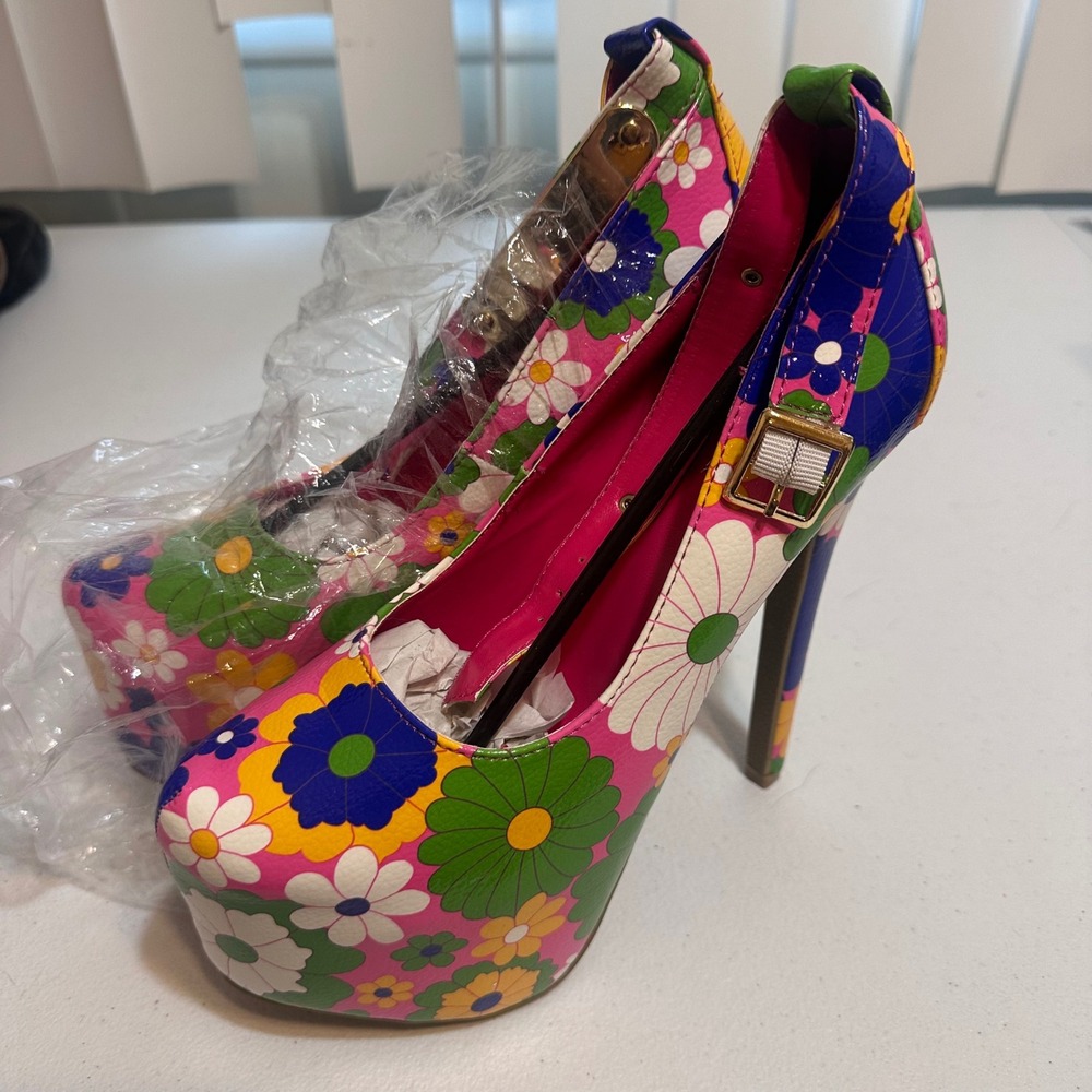 Ami Clubwear Platform Pumps Womens 6 Pink Floral Retro Stiletto Ankle Strap Heel